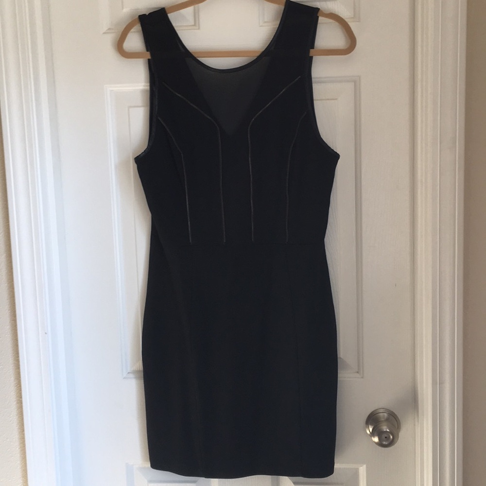 LBD - Zipper detailed w/ faux leather piping